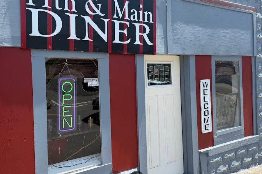 11th & Main Roadside Diner storefront